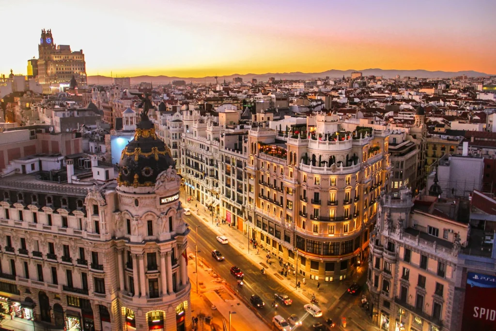 barcelona tour from dubai