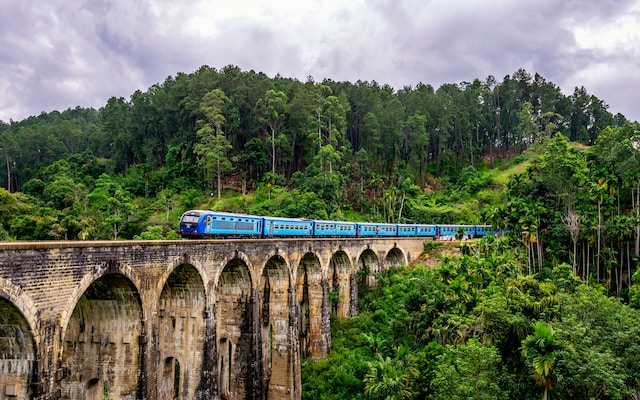 nine arch bridge sri lanka tour packages