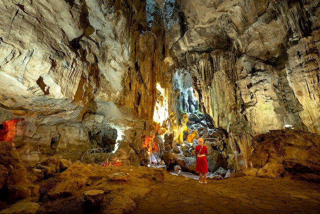 Batu Caves Gombak malaysia tour package from dubai