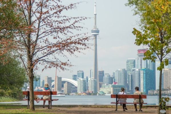 canada tourist visa requirements from dubai