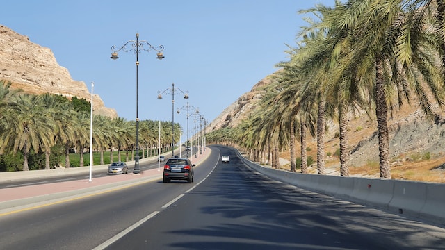 Oman visa run from dubai travel agency