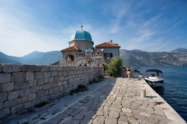 montenegro visit visa from dubai travel agency